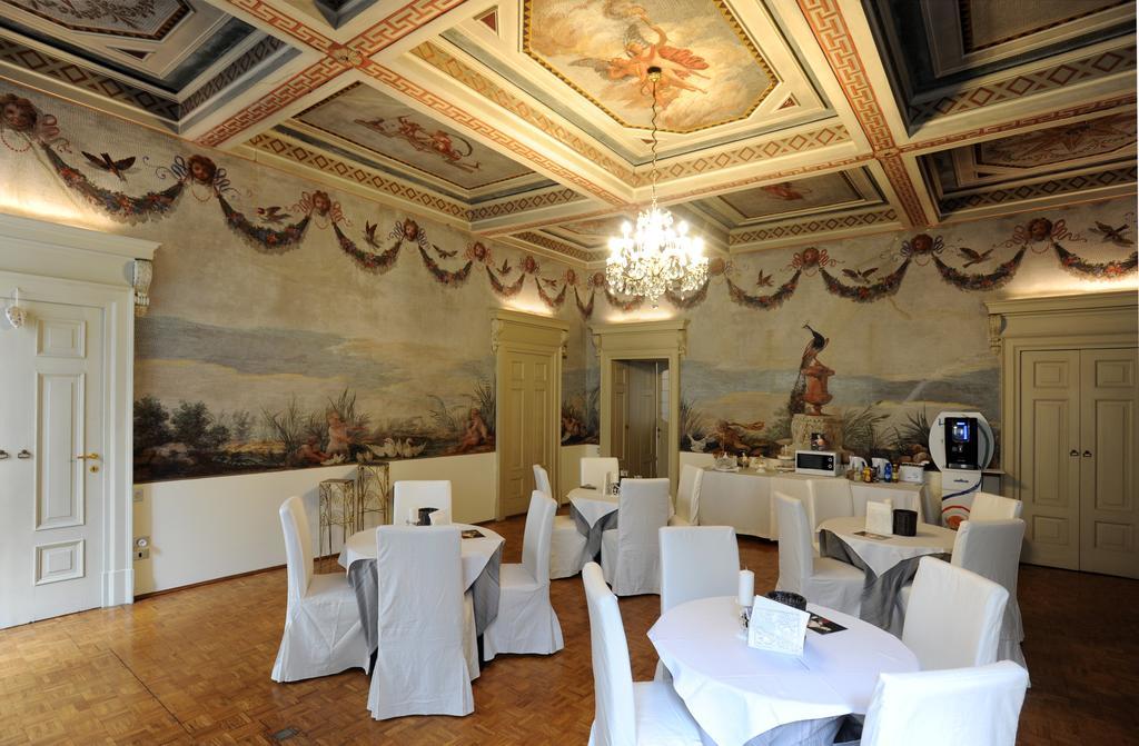 Antica Dimora Bed & Breakfast Bergamo Bagian luar foto